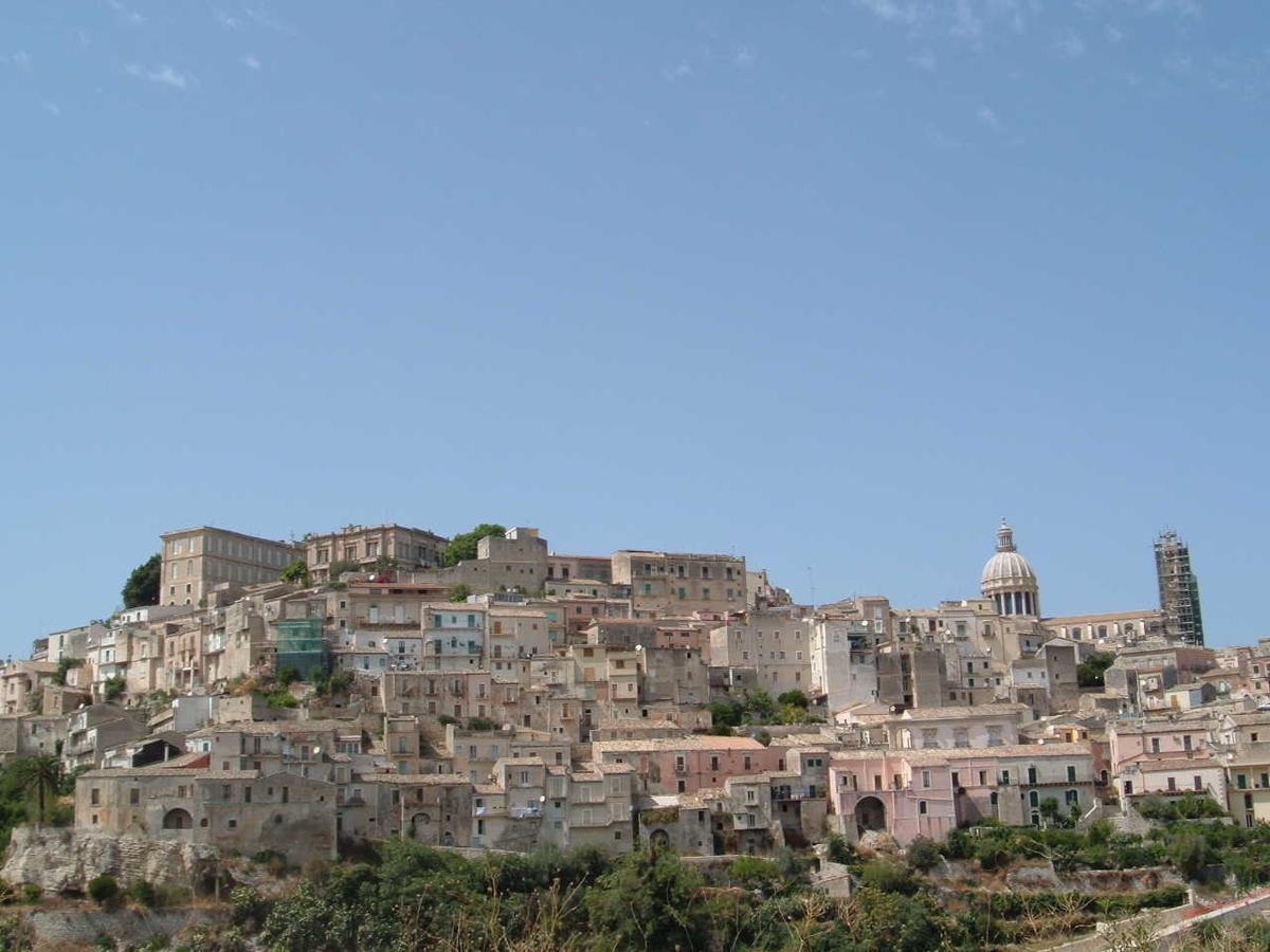 Bed and Breakfast Giumbabulla Luxury House Ragusa Exterior foto